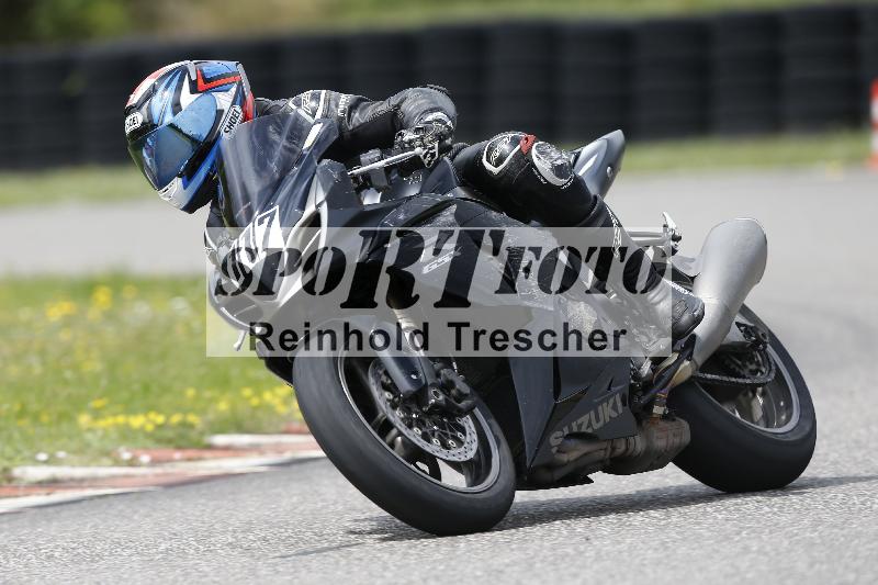 /37 28.07.2025 Dunlop Ride und Test Day ADR/Trackday Erfahren gelb Trackday schnell  rot/117